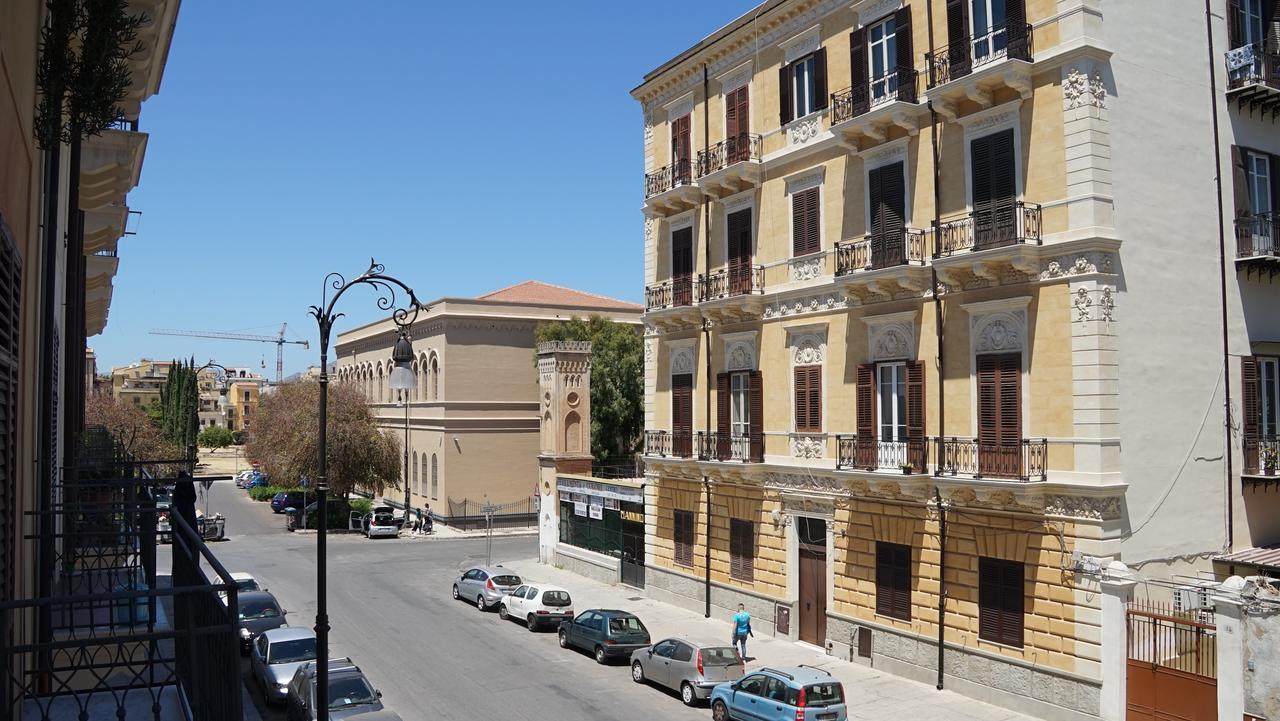 Sunshine Hostal Palermo