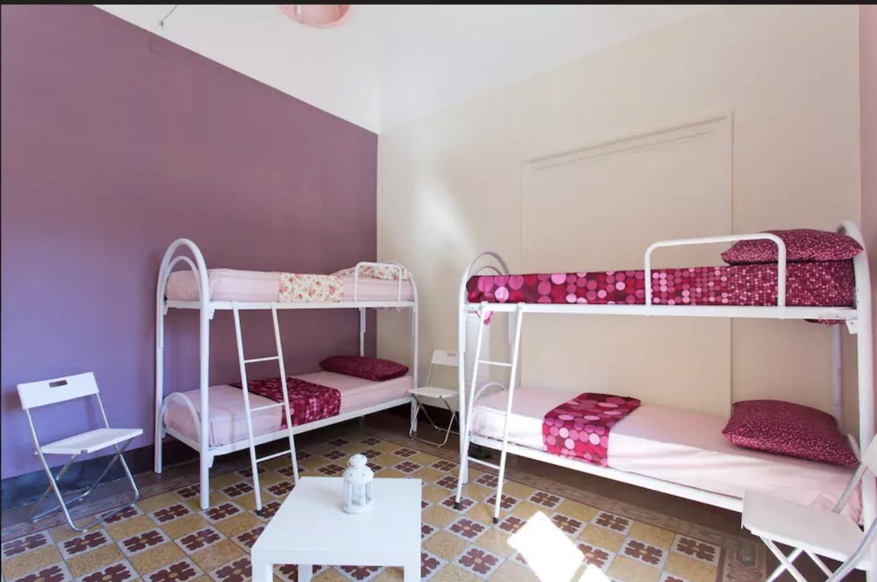 Sunshine Hostal